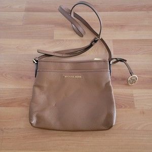 Michael Kors Bedford Small North South Crossbody